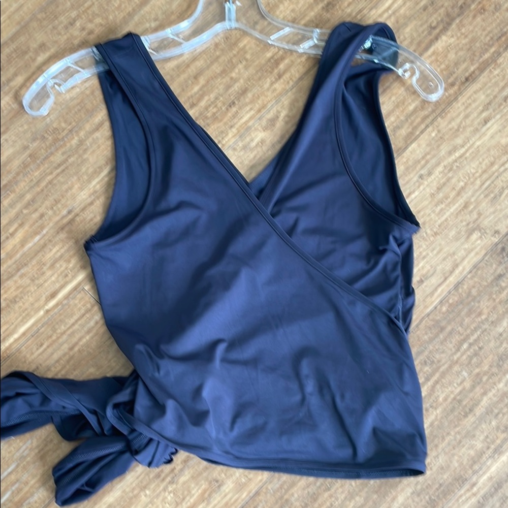 Lululemon Athletica Gray Wrap tank top